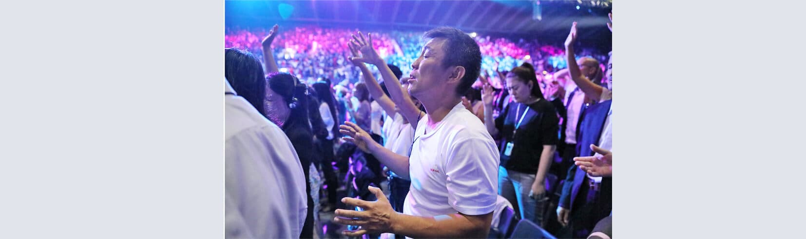 PRAYING FOR LEADERS